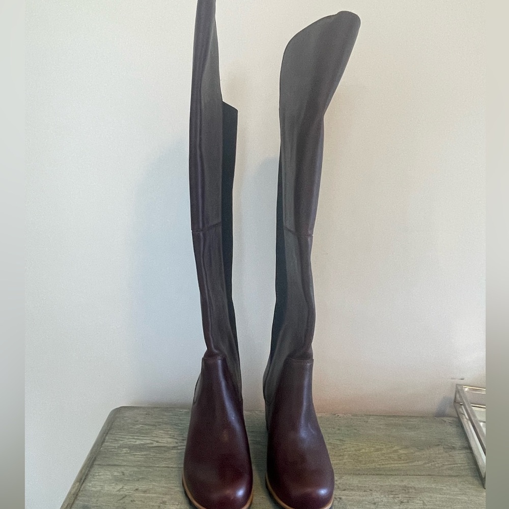 Sorel Fiona Boots - Size 9
